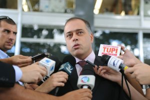 2011 - STF - Atendendo a Imprensa
